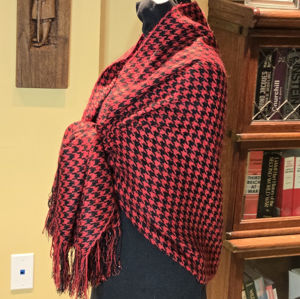 Red & black houndstooth Unisex Large Scarf | Soft & Warm, Cozy Winter Shawl | - Picture 6 of 16